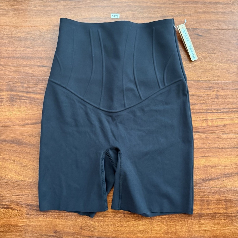 SKIMS Bonded Corset Group Shorts NWT Size S Onyx Black Slimming